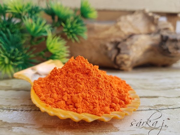 přírodní pigment do kosmetiky - oxid oranžový