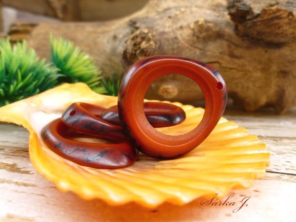 TAGUA plátky - přírodní tenký plátek z ořechu