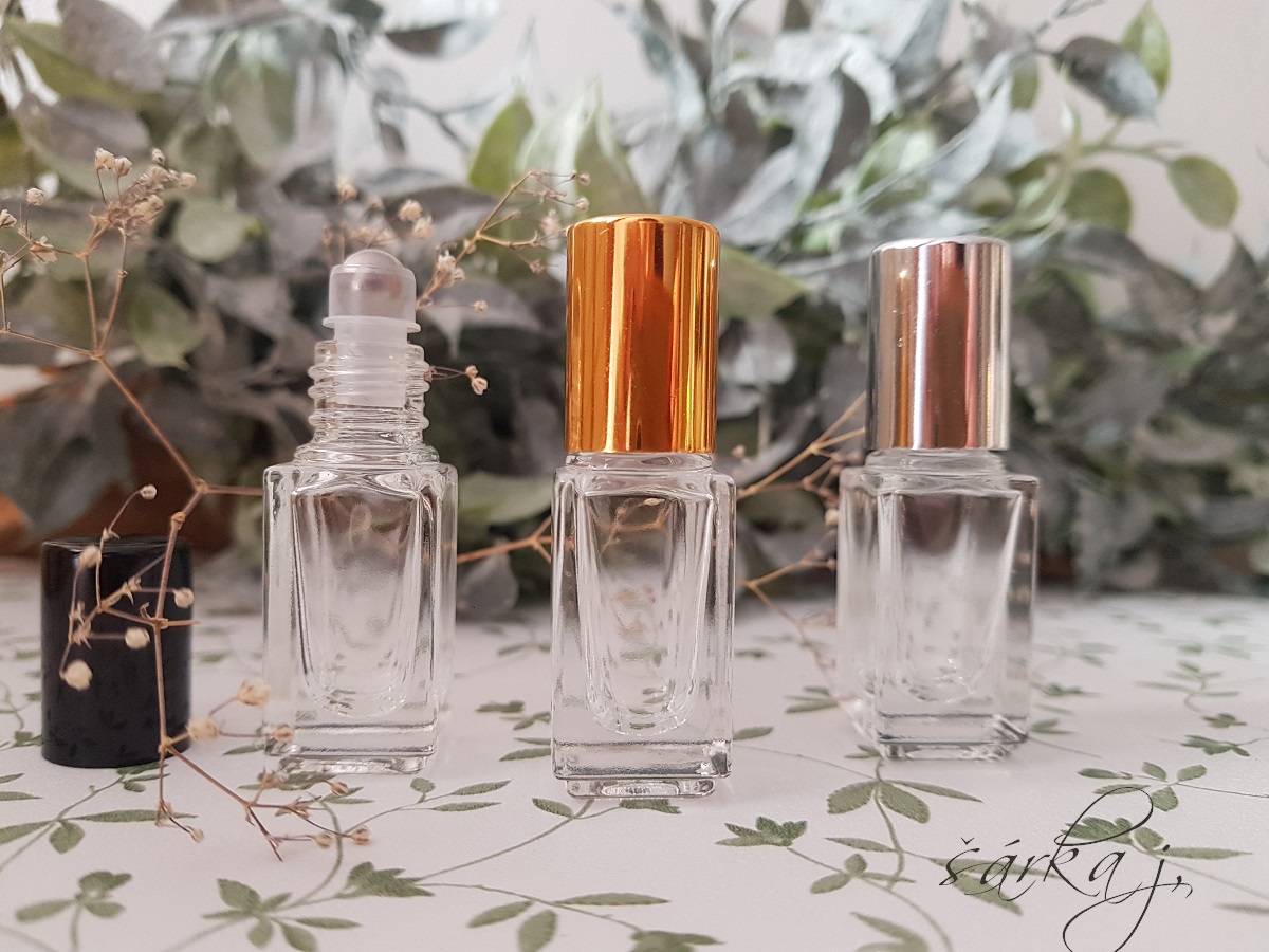 miniaturní skleněný roll-on