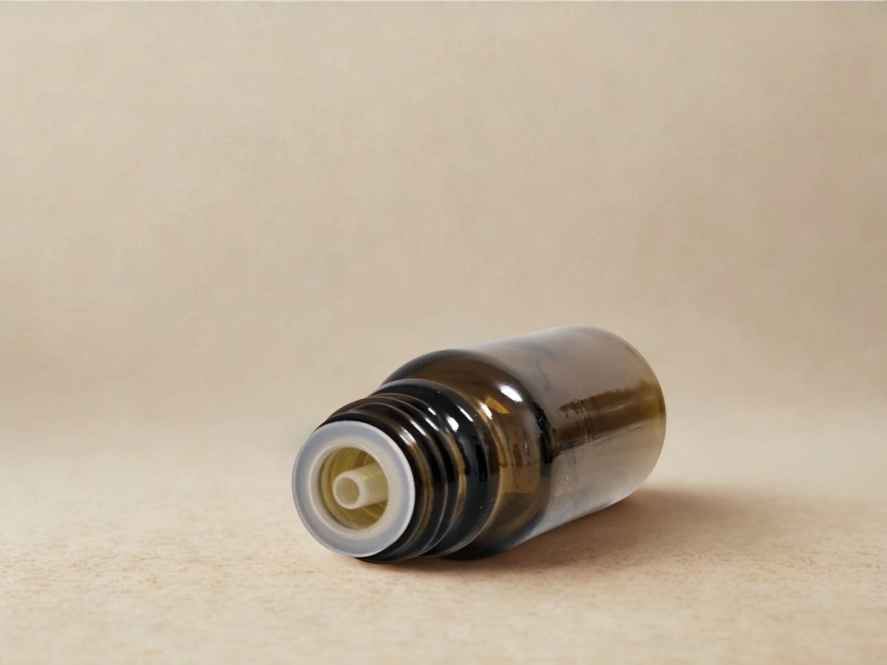 Hnědá skleněná lahvička 30 ml s robustním uzávěrem Premium