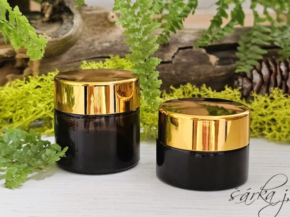 skleněná dóza se zlatým uzávěrem Lune