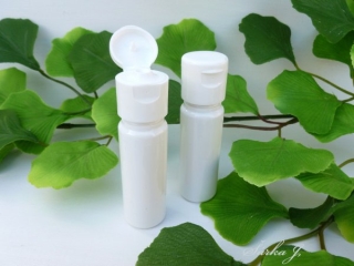 lahvička bílá + dávkovací systém - uzávěr, 15 ml