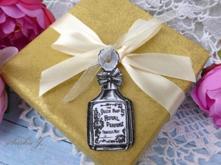 dárková kartička - lahvička Royal Perfume