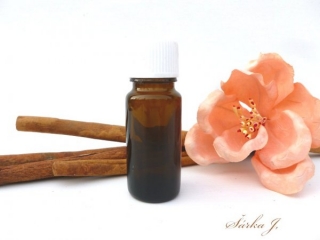 CINNAMON OIL - přírodní skořicová silice