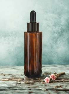 skleněná hnědá lahvička s pipetou 100 ml