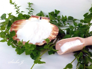 ALLANTOIN - hydratace, protizánětlivost